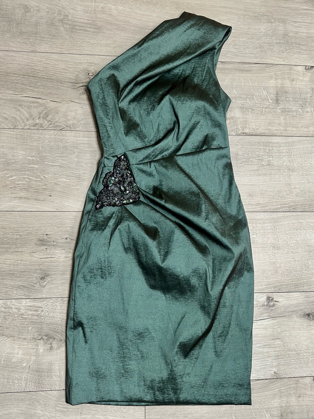 Emerald One-Shoulder Cocktail Dress